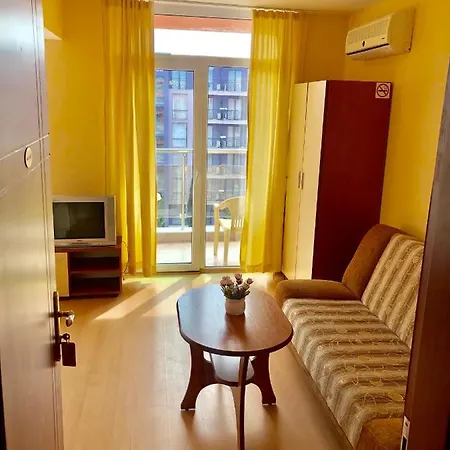 Apartment Rainbow 2 *