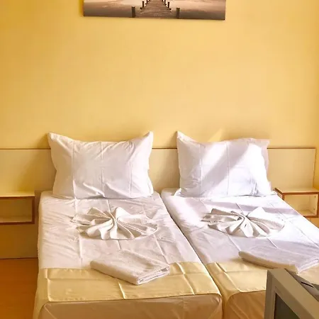 Apartment Rainbow 2 *